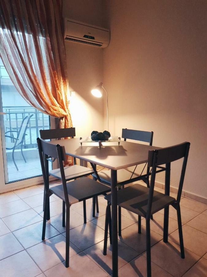 Nana Apartments Peraía Екстериор снимка