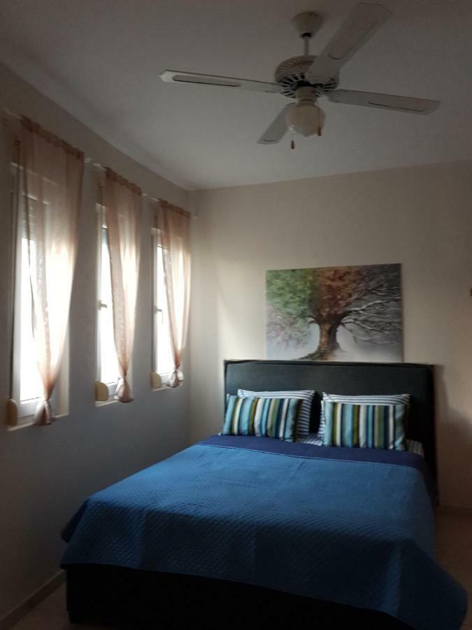 Nana Apartments Peraía Екстериор снимка